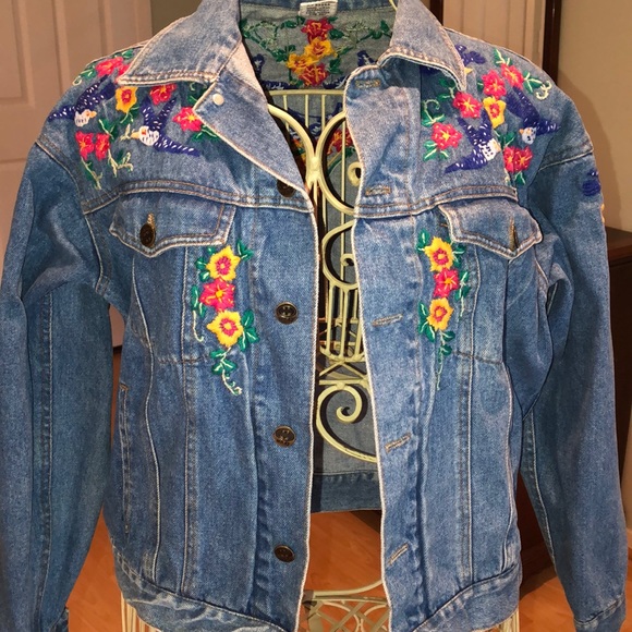 Vintage hand embroidered denim jacket - Picture 4 of 6